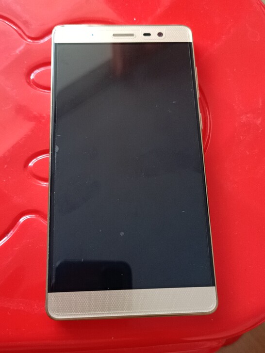 以前买的ZTE/中兴手机 C2016 6英...