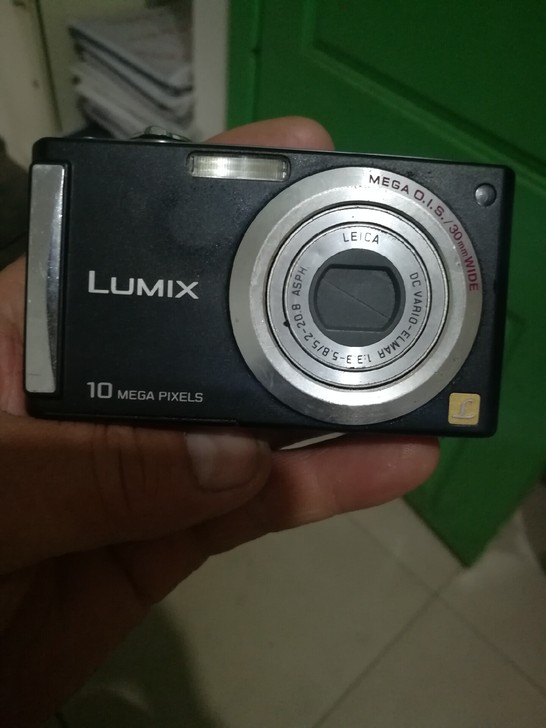 松下数码相机Dmc-FS 5 GK，产地日...