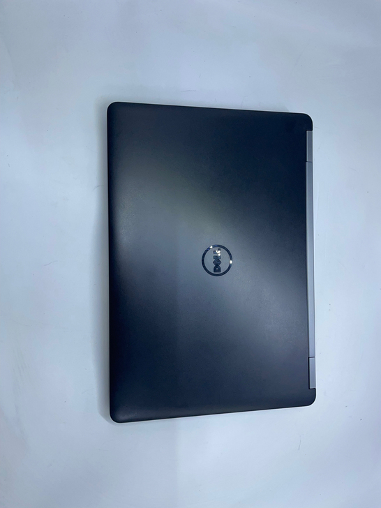 戴尔笔记本电脑E5270