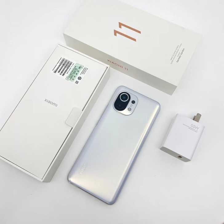 小米11 12+256G 120HZ刷新屏...