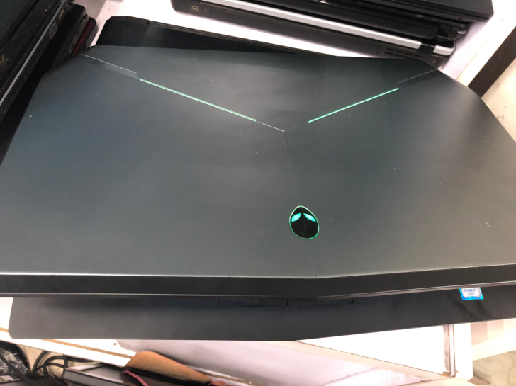 外星人笔记本6700HQ16G256G+1...