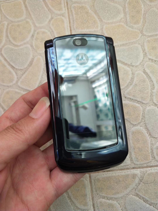 摩托罗拉v8经典翻盖手机