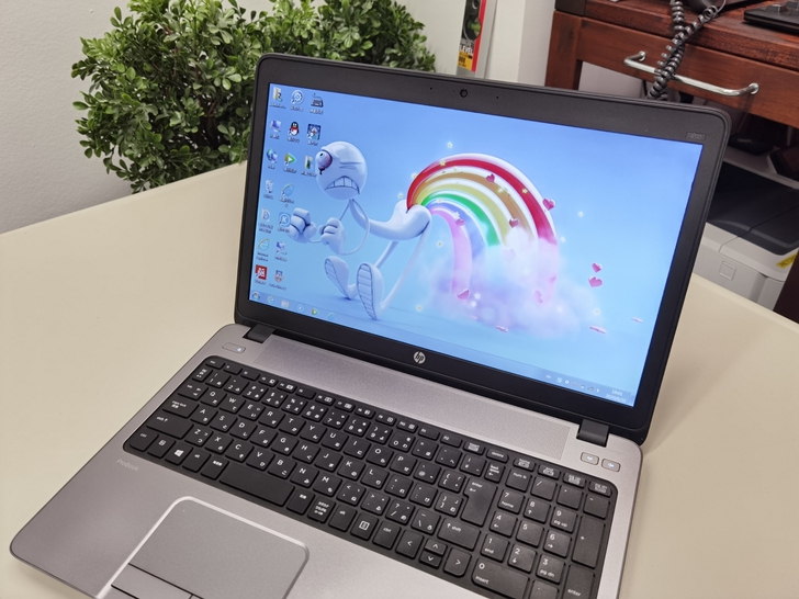 惠普 笔记本电脑i7 四核 8g固态 15寸