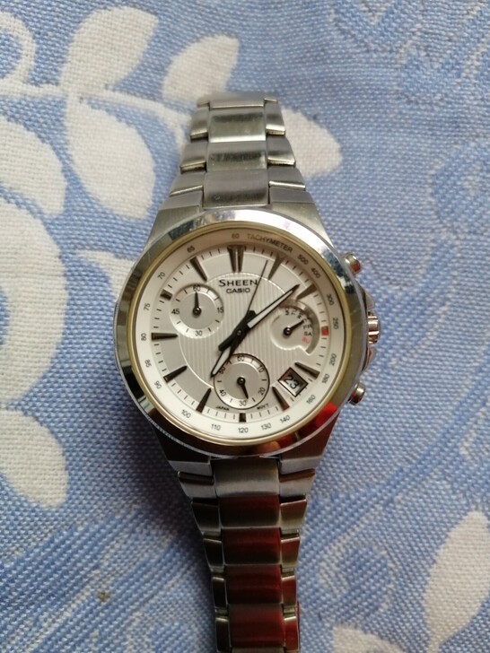 CASIO女士石英手表，外观干净，走时一切...