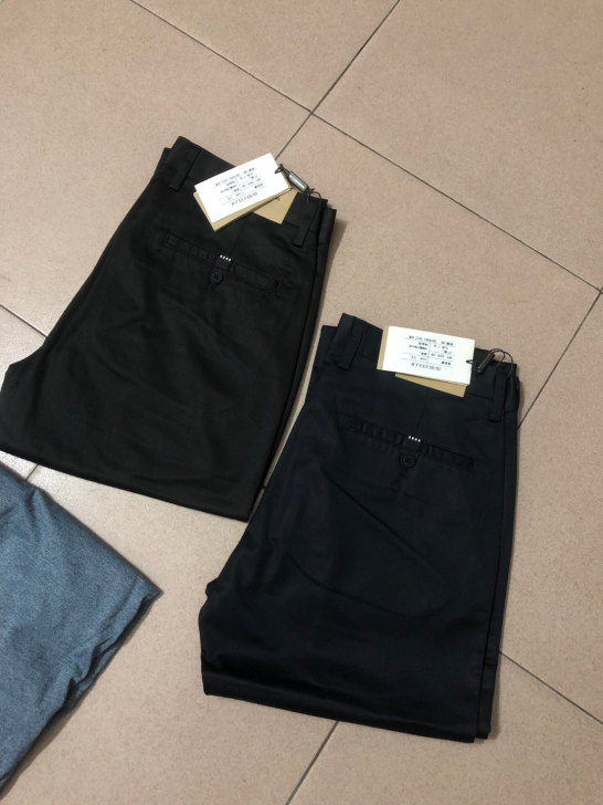 两条31码夏季薄款男休闲长裤，2尺3腰围8...