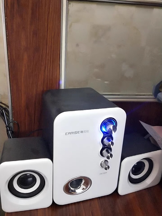 雅兰仕家用音箱音响 还有二十几套 帮朋友实...