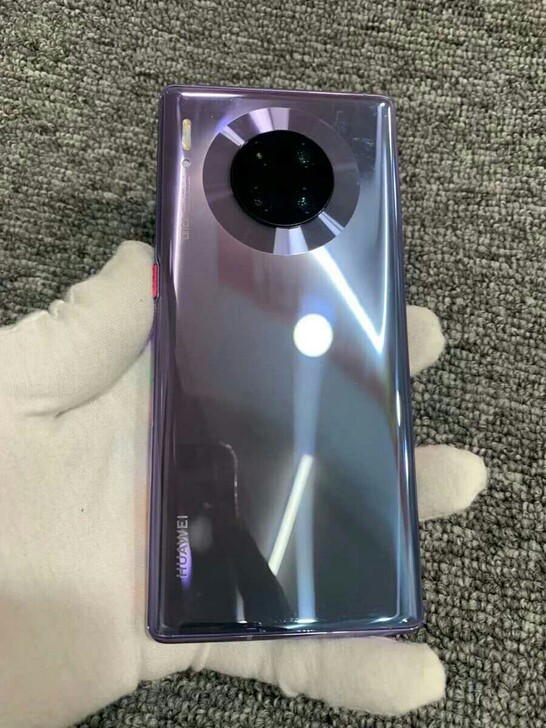 女生自用手机，华为国货，mate30pro...