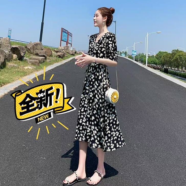 现有一批仓库存现货2021春季新款韩版碎花...