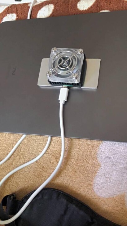 手机散热器半导体制冷便携式手机平板通用手游必备路由器降