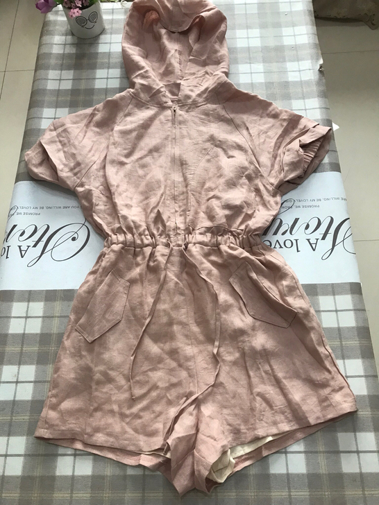 粉色棉麻连体裤