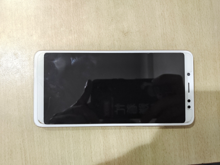 红米note5，4+64，很新，要看什么私...