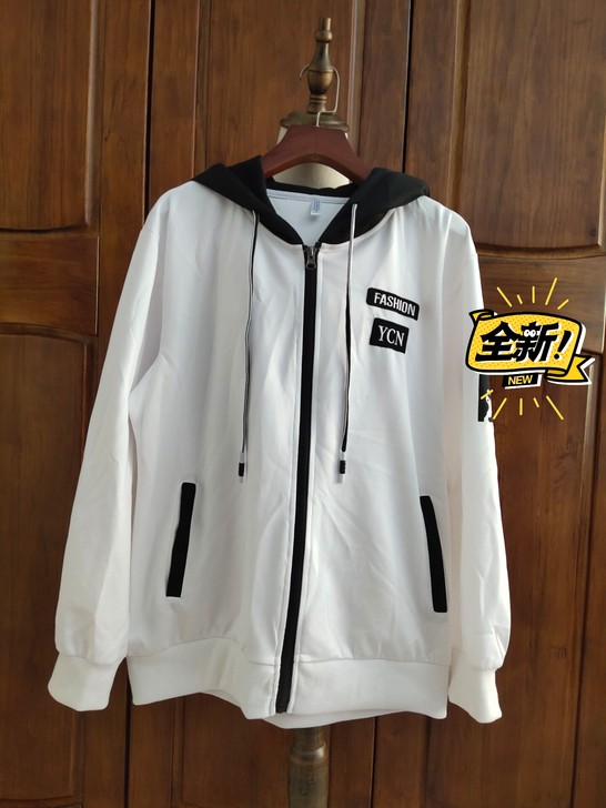 男士薄外套，卫衣，M码，全新