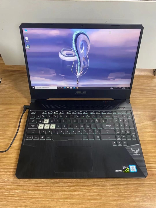 华硕飞行堡垒6 FX86F游戏笔记本电脑，...