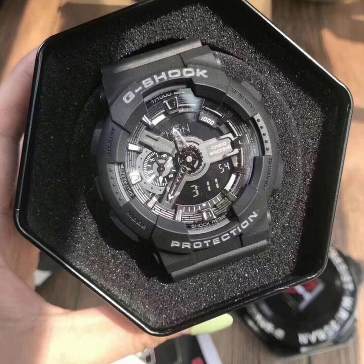 CASIO全新手表,朋友送的,不太喜欢这个...