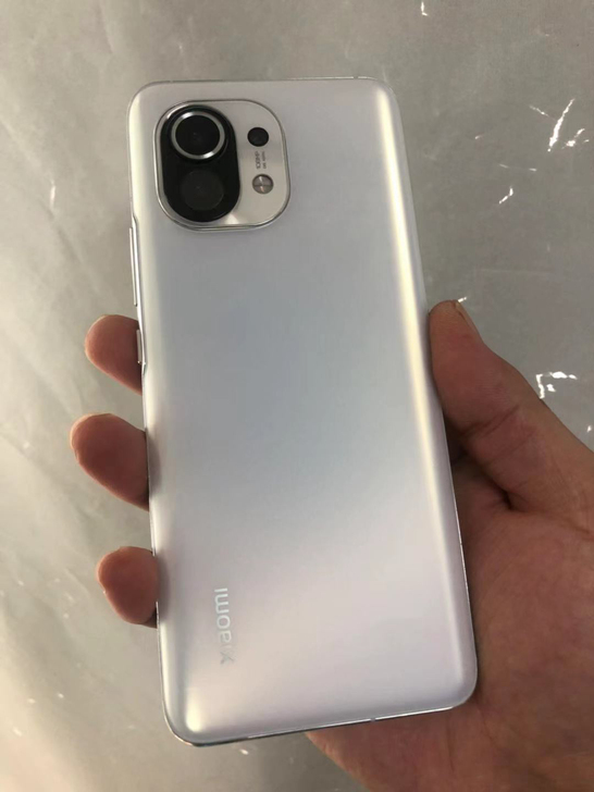 小米11 白色 8128Ｇ 原装无拆修