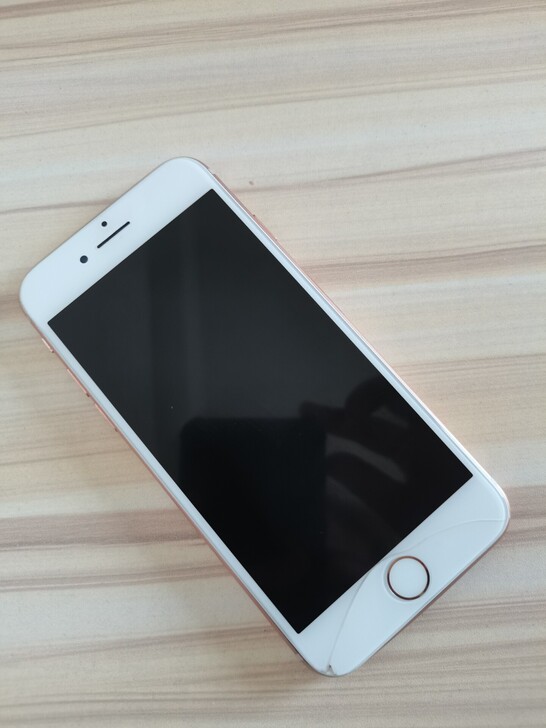 苹果8 64G 95新
