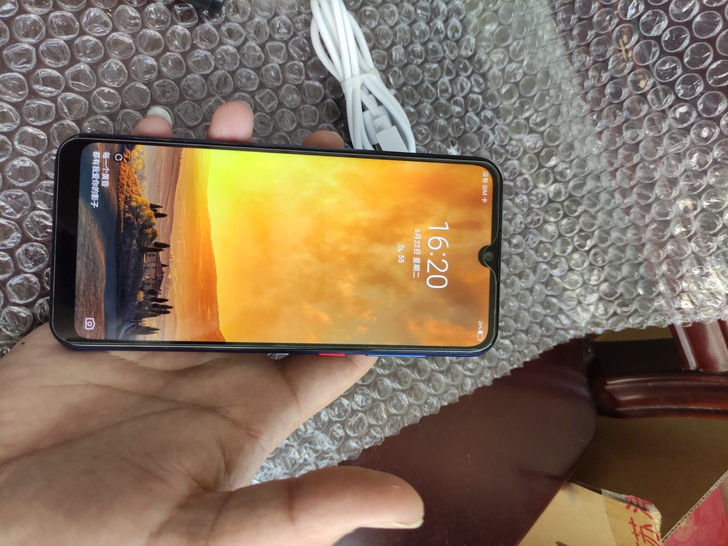 中兴Blade A7 2+32g 全网通4...