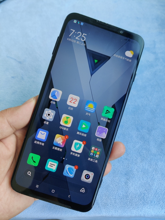 腾讯黑鲨游戏手机3