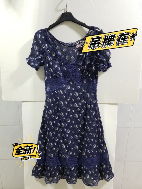 全新，吊牌在，仓库尾货