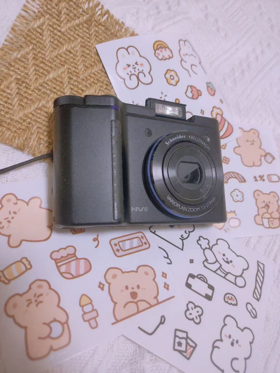 复古ccd三星nv8相机分享，让我看看谁还...