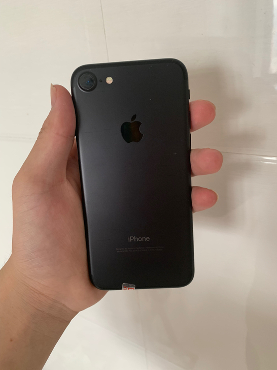 闲置苹果8  256g  苹果7 128G...