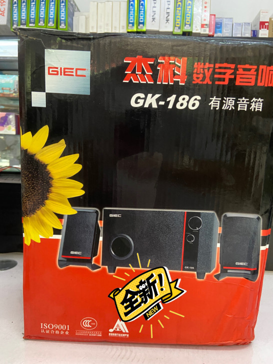 店面升级清仓，出售全新杰科有源电脑音箱