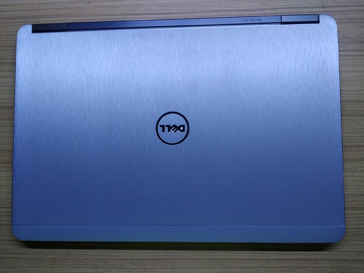Dell E7240 办公2D有些没压力...