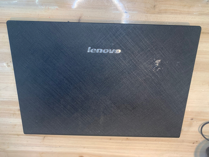 联想笔记本电脑型号15303机器很久没用无...