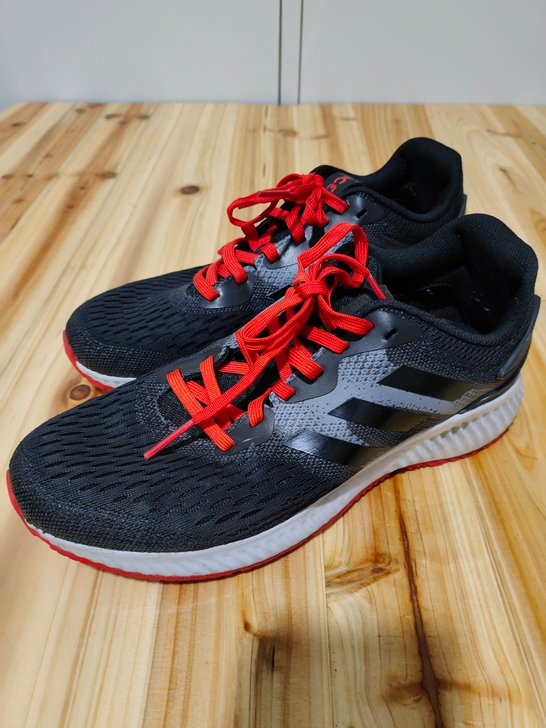 阿迪达斯40码阿尔法跑鞋Adidas运动鞋...