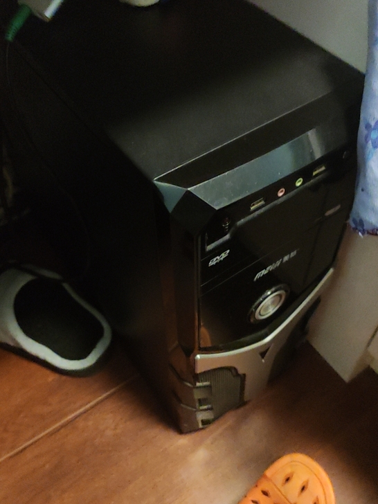 商务电脑Win7 系统8成新 GT 630...