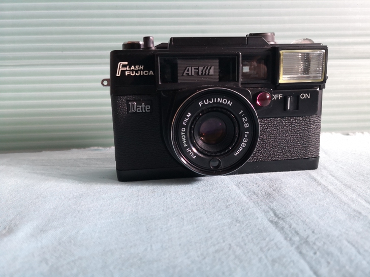 富士红宝石旁轴胶片相机