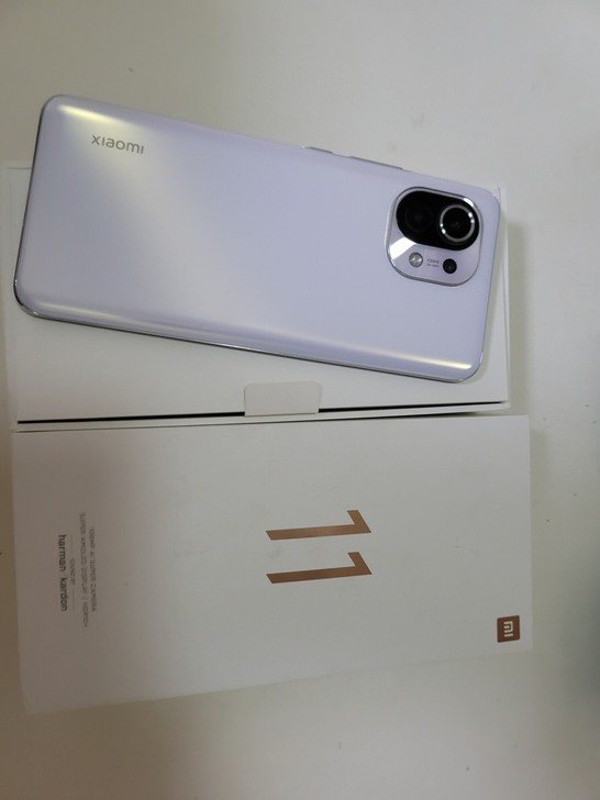 小米11白色8＋128g，售后还在保