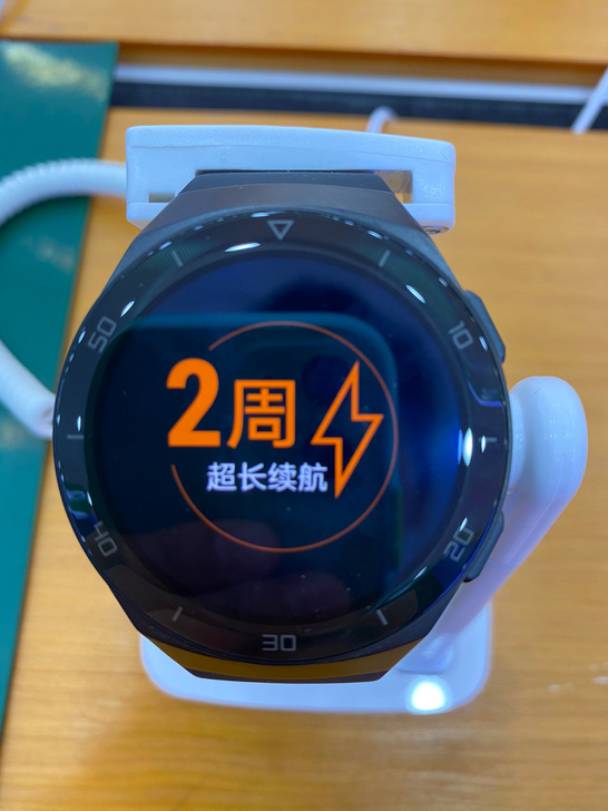 华为智能手表麒麟AI芯片 表盘形状：圆形 ...