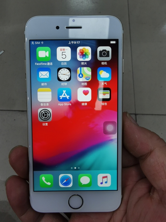 苹果6国行，64G，全网通，原装屏，成色新...