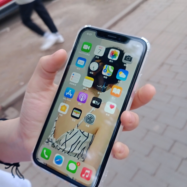 苹果XR64g美版iPhonexr红色有锁...