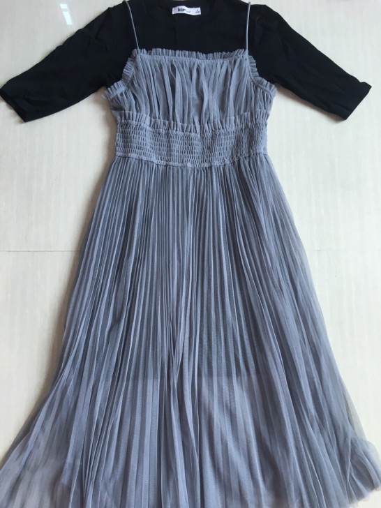 爱衣服连衣裙，冰丝黑色打底，外裙纱网，上身...