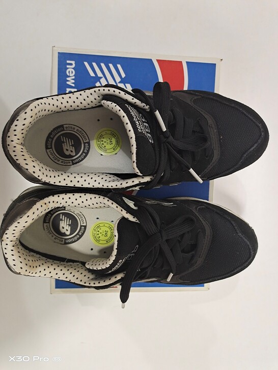 新百伦999AC，穿过一两次，38码(24...