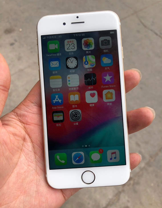 苹果6国行三网通 16G 手机没任何问题...