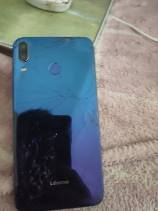 联想手机z5    八成新，6+64   ...