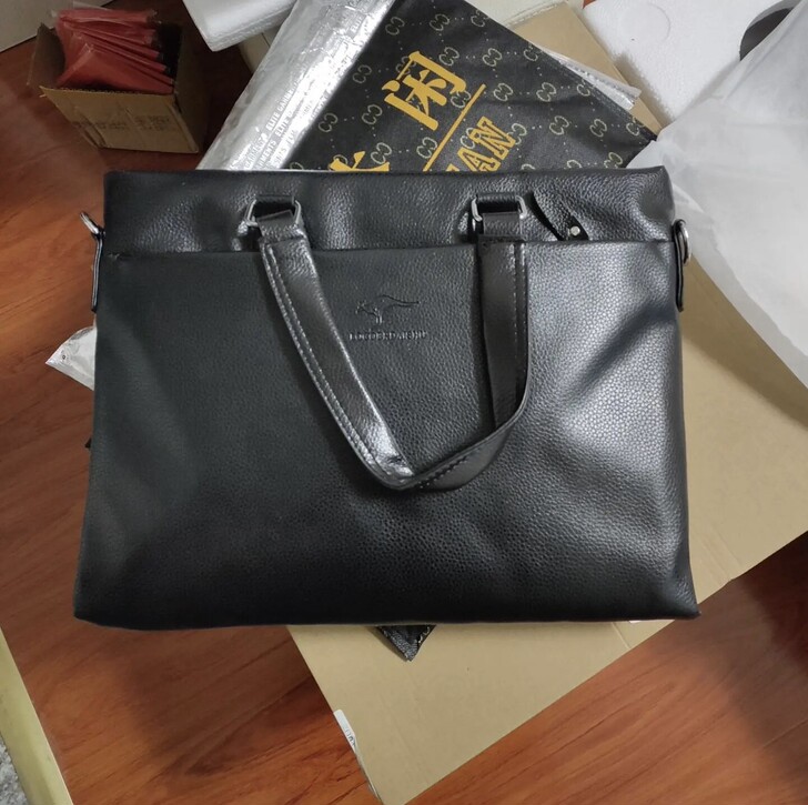 男士袋鼠皮皮质感单肩包公文包