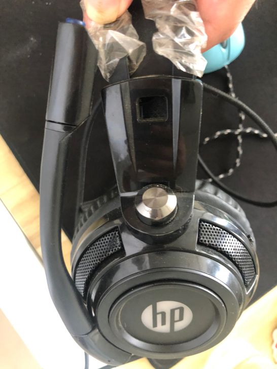 自用耳机、惠普旗舰店买的！喜欢的私聊、声音...