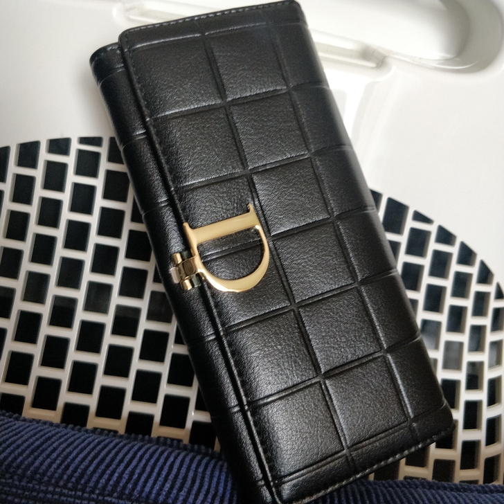 黑钱包 买来没用过