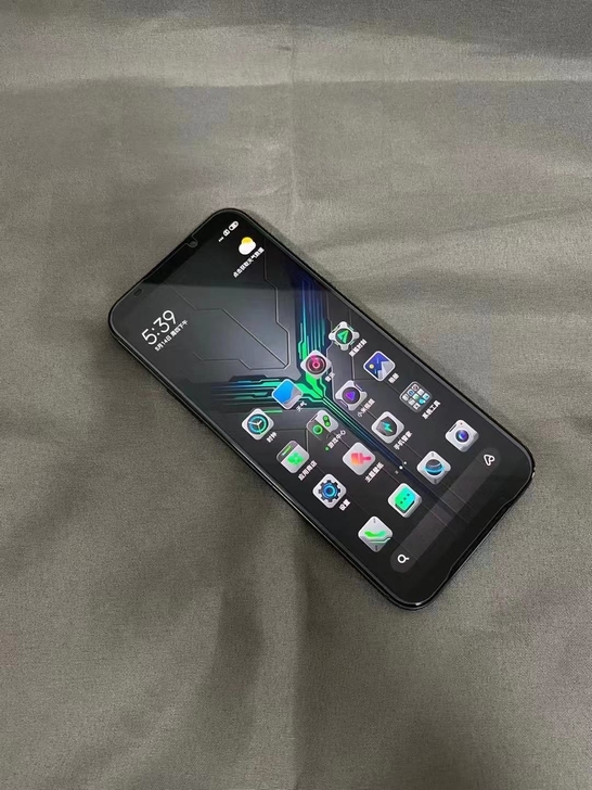 黑鲨2PRO,12+256g内存,黑色,骁...