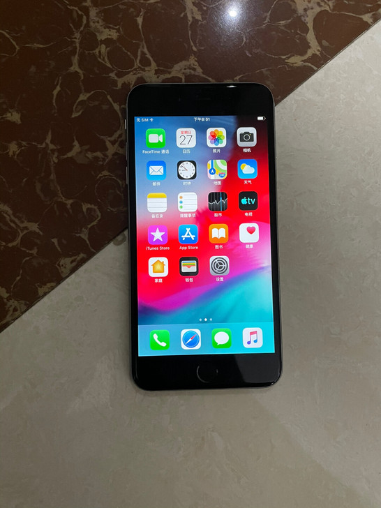 iPhone苹果6 Plus，深空灰，64...