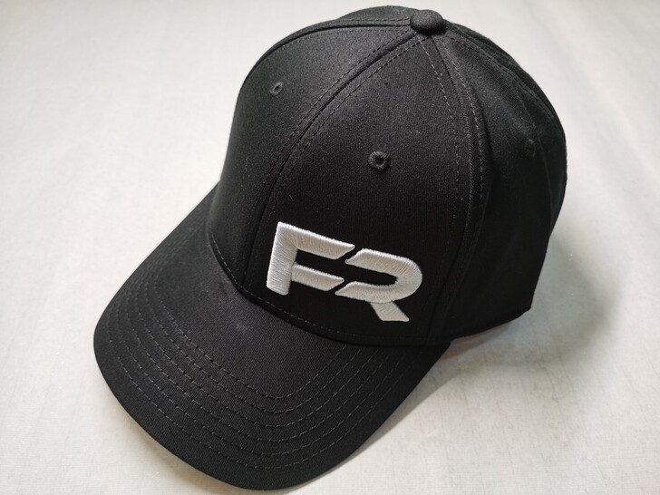 全新 FIT REPUBLIC 黑色棒球帽...