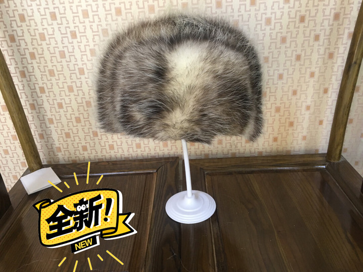 进口狐狸毛 保暖护耳雷锋帽 尺码齐全 保暖...