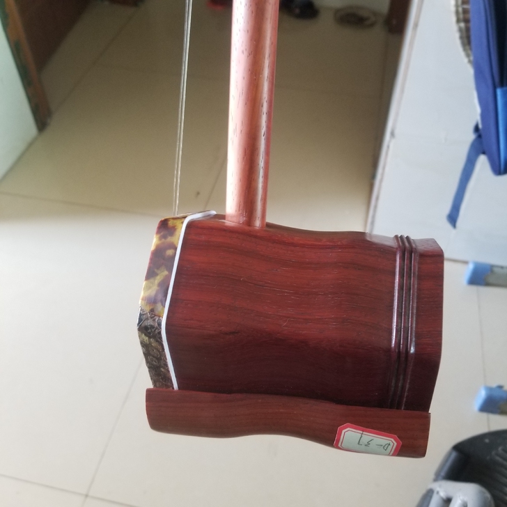 渄洲黄花梨二胡，几乎全新音色纯正，做工巧究...