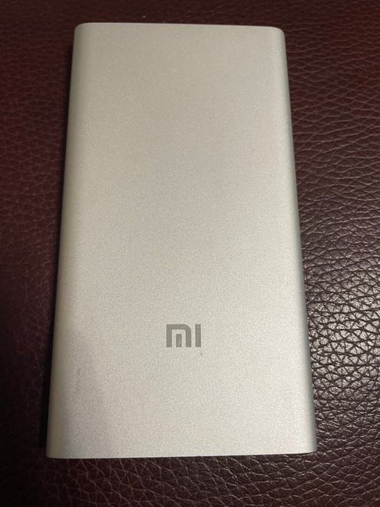 小米原装正版 5000毫安充电宝  USB...