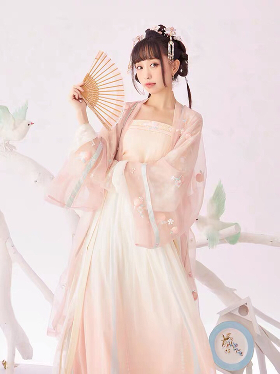 正版汉服出租 十三余 小豆蔻儿 白桃乌龙
