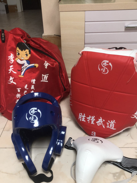 跆拳道护具全套99新M号一套S号一套